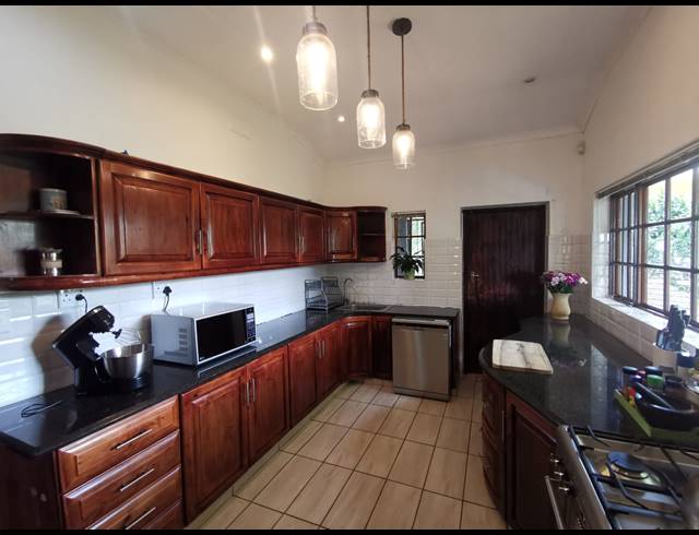 3 BEDROOM HOUSE SOLD IN FAIRVIEW